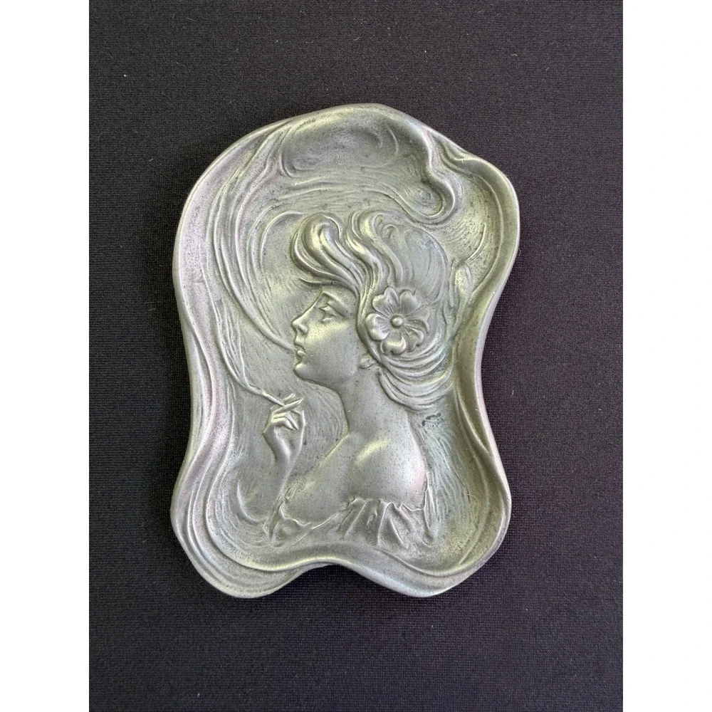 Fine Pewter Art Nouveau Style Smoking Lady Trinket Dish Silver Metal Tray 5in